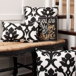 Azzure Black & White - Products