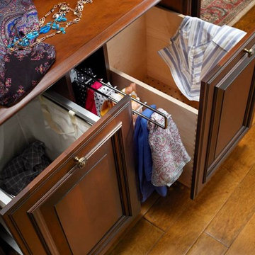 Double Hamper with Pullout for Scarves