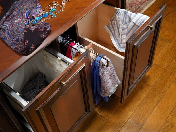 American Traditional  by Cabinet Innovations