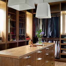 Walk in closet