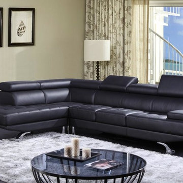 Modern Black Leather Sectional Sofa with Adjustable Headrests
