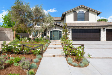 Example of a transitional exterior home design in Orange County