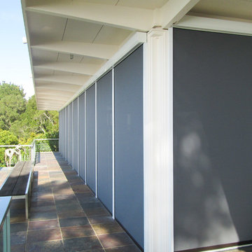 Sun Screens - Solar Powered