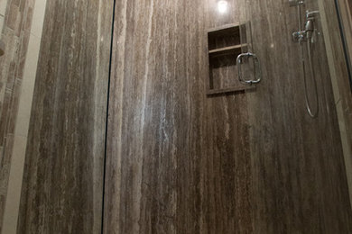 Elegant alcove shower photo in Calgary