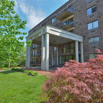 A Morristown Highrise Apartment Building Re-Imagines The Lobby