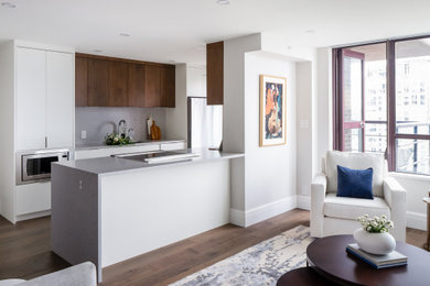 Inspiration for a contemporary kitchen remodel in Vancouver