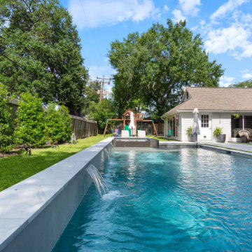 Dee's Pool