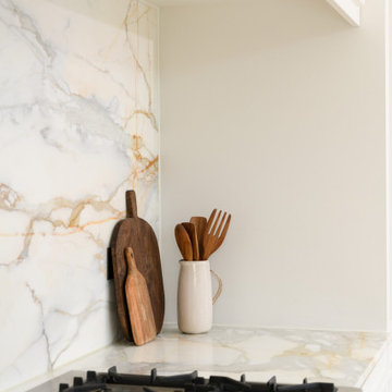 Traditional Mapesbury Handleless Kitchen - Epping