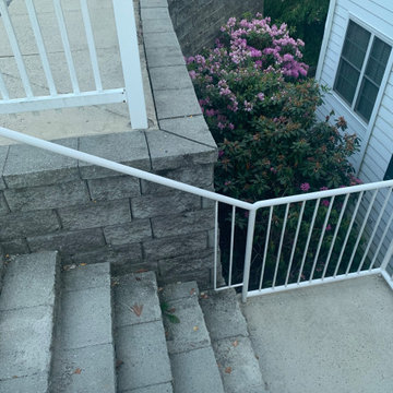 Steps/Handrails