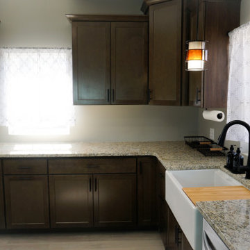 New home finished with BaileyTown Select Cabinets throughout