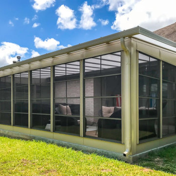College Station Texas Hot Tub Sunroom