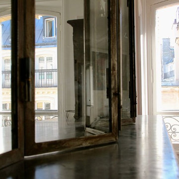 Bar et verrière en métal