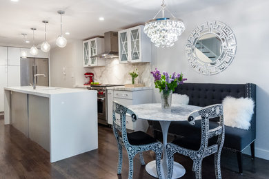 Inspiration for a transitional kitchen remodel in Atlanta