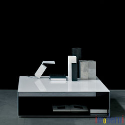 Modern Italian Coffee/Side Tables - Products