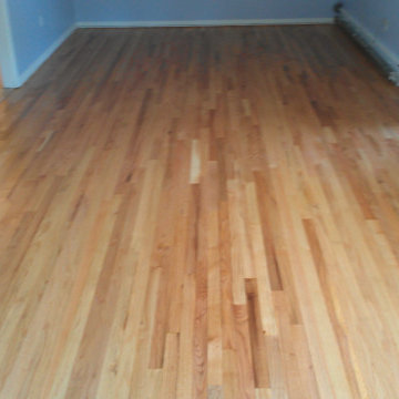 Wood floor repairing. Weaving flooring.