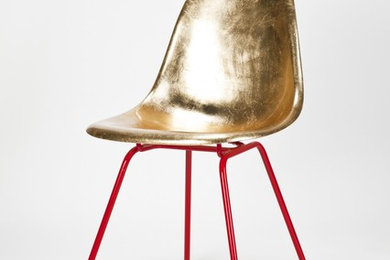 Handgefertigter Goldener Eames Stuhl