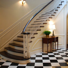 Stairs / Entryway