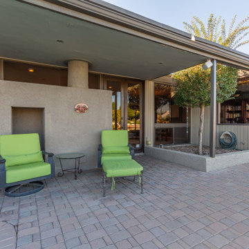 Sold a house on the water in the desert! The Lakes in Tempe, AZ