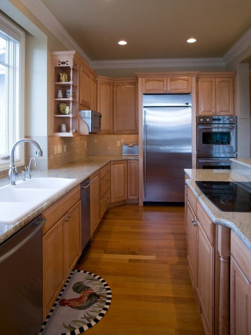 Traditional Island Kitchen Design Ideas & Remodel Pictures | Houzz