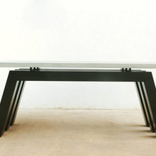 Mesa de zinc y acero lacado