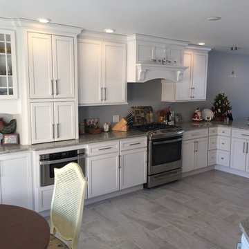 Maple "White / Pewter Accent" Kitchen