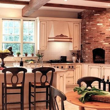 COUNTRY HOUSE