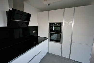 Design ideas for a kitchen in Wiltshire.