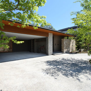 神戸の大きいビルトインモダンスタイルのおしゃれなガレージの写真