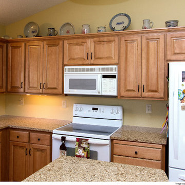 Door style: Covington | Species: maple | Finish: Taupe