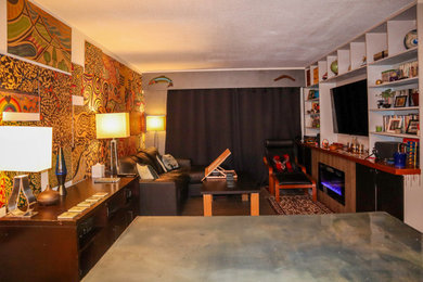 Example of a family room design in Vancouver