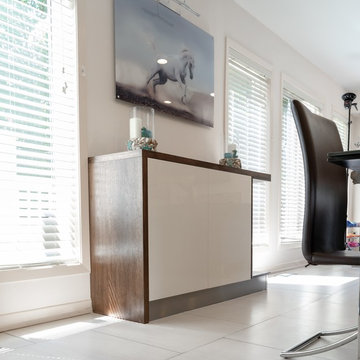 Beige high-gloss kitchen in Toronto