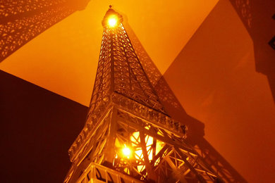 Eiffel Tower Sculpture Lighting