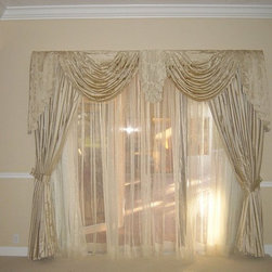Draperies - Curtains