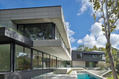 Inspiration for a contemporary home design remodel in Houston