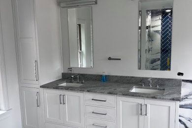 Bathroom - bathroom idea in Bridgeport