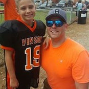 Josh Henderson's photo