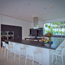 900 Kitchen