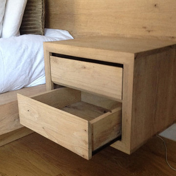 Rustic Oak Floating Bed