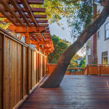 UC Berkeley Chi Omega Sorority House Deck