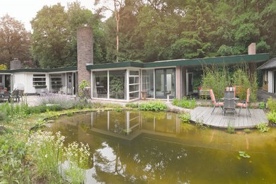 Extension of 60's bungalow in Putten, Netherlands