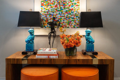 Inspiration for a transitional home design remodel in Chicago