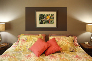 Inspiration for an eclectic bedroom remodel in Phoenix with multicolored walls