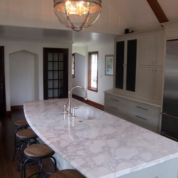 Lattice PentalQuartz Quartz & Calacatta Apuano Marble
