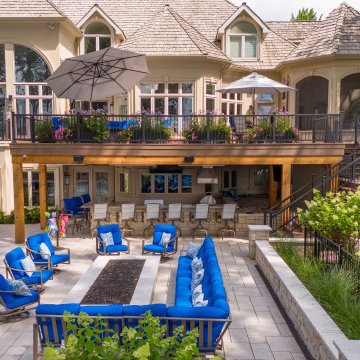 Poolside Paradise