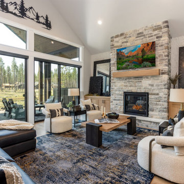 Modern Rustic Retreat: A Custom-Built Luxury Home