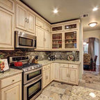 New Kitchen in Historic Downtown Charleston, SC Townhouse - Traditional