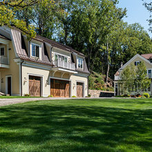 Detached Garage