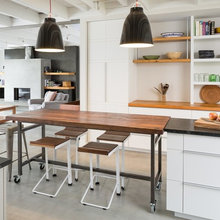 lake house  Table