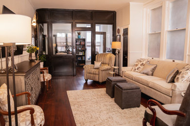 Living room photo in DC Metro