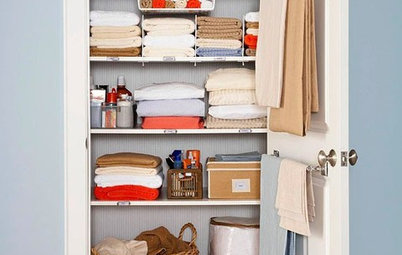 Simple Ways to Get Your Closet Organized Right Now